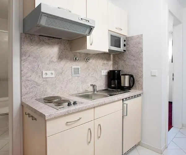 Szálloda Isar-residenz 4*