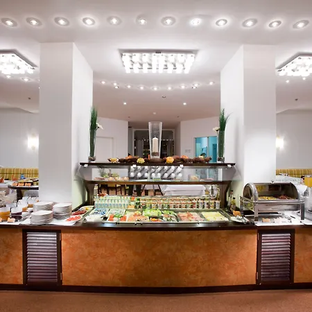 Isar-residenz Hotell 4*