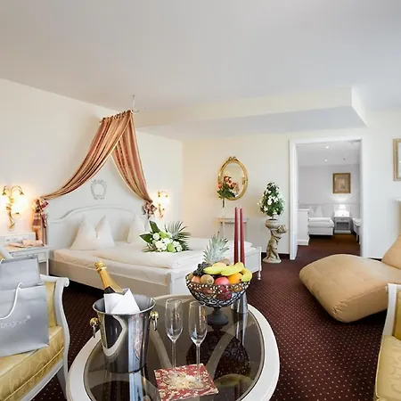 Isar-residenz Hotell 4*