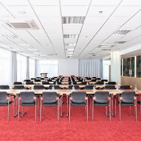 Isar-residenz Hotell 4*